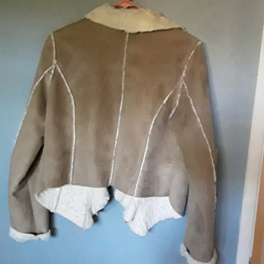 Jacket - Picture 2 of 2